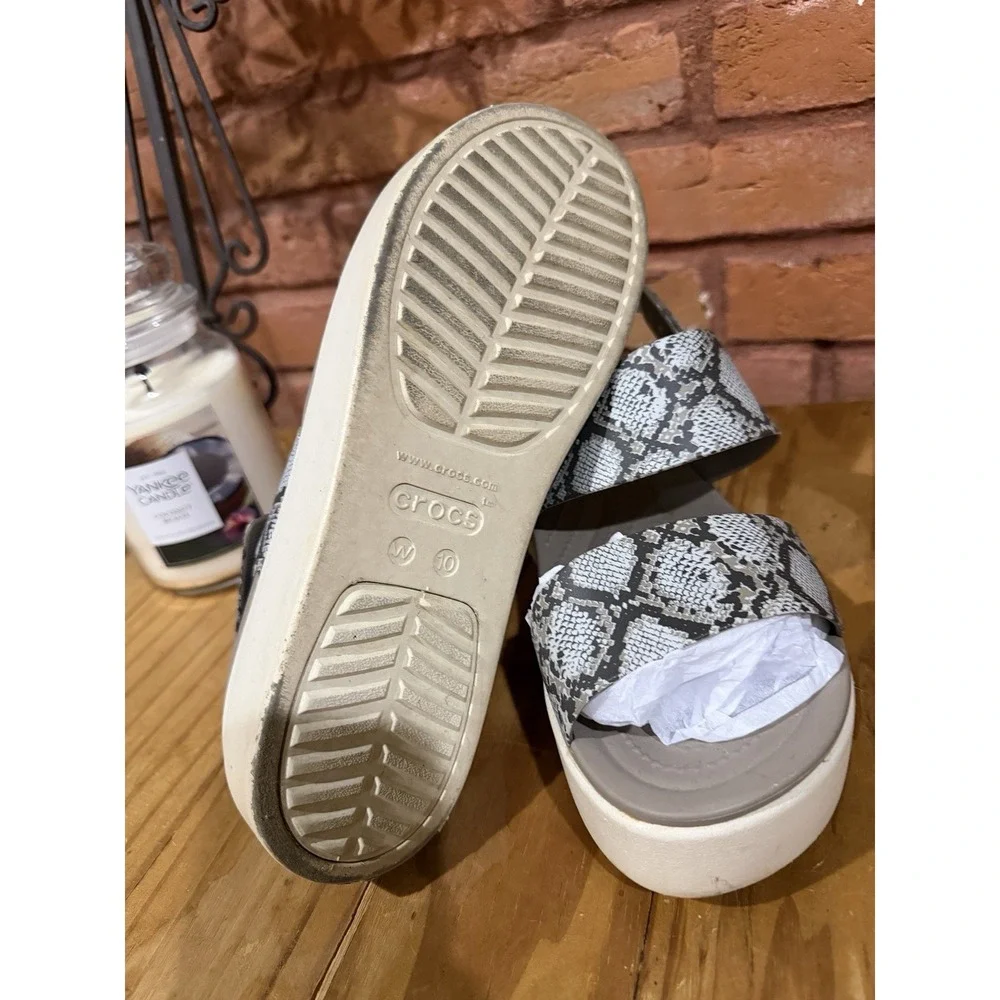 CROCS literide wedge